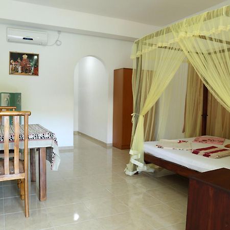 The Lodge Unawatuna Room photo